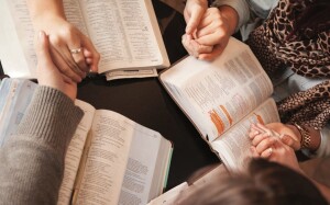 bible-study1-1024x539